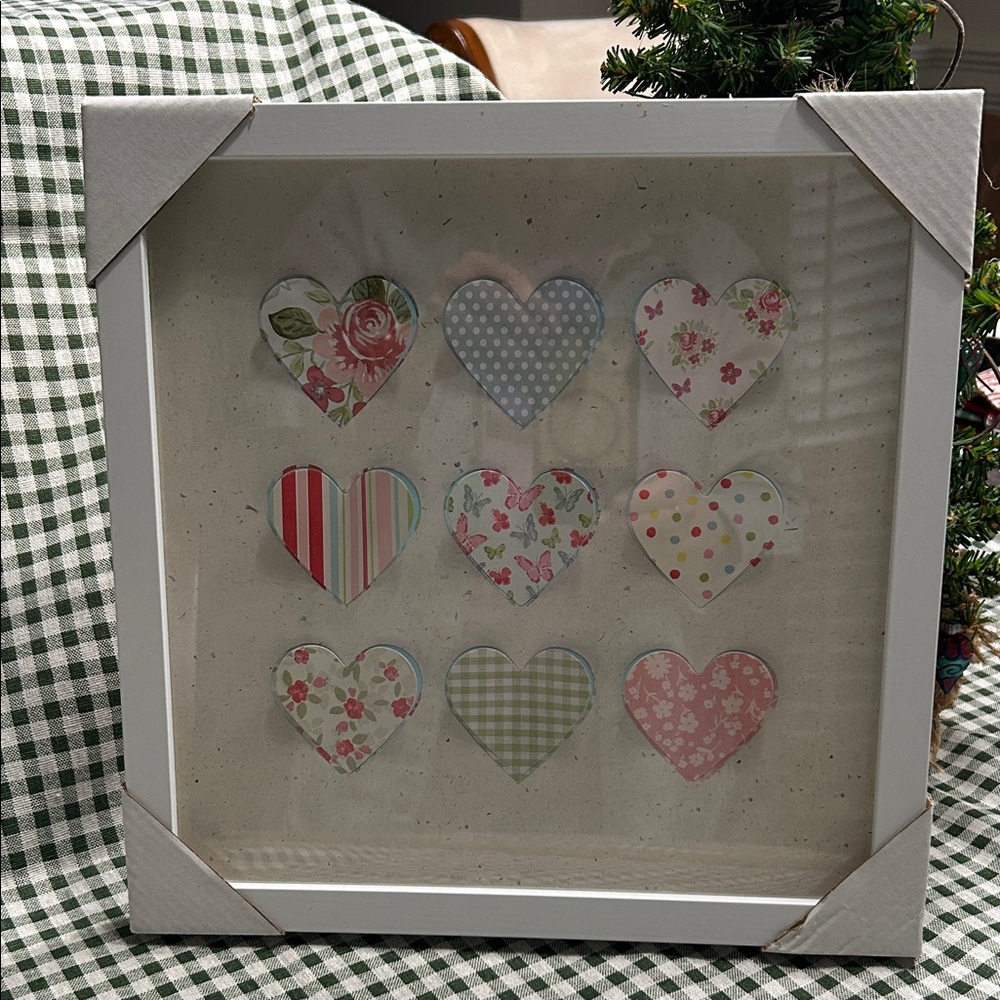 Charming Heart Patterned Shadow Box Frame